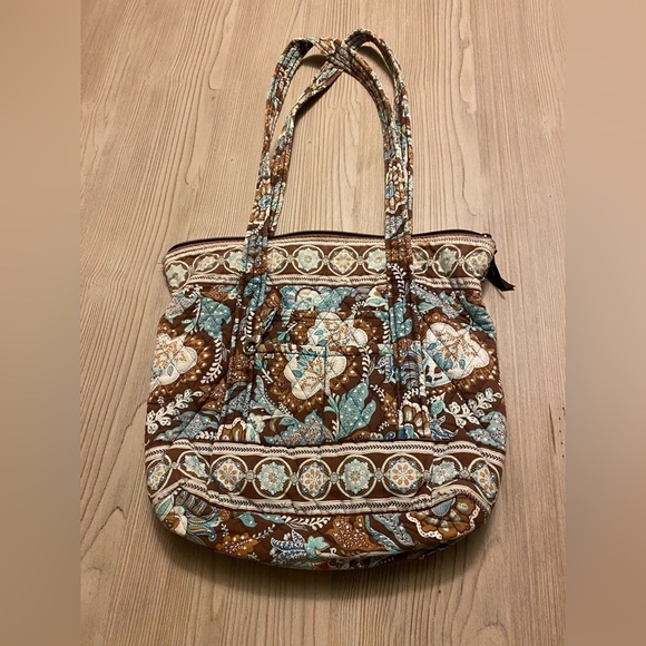 Retired Vera Bradley, Tote Bag, in Java Blue - Picture 1 of 8